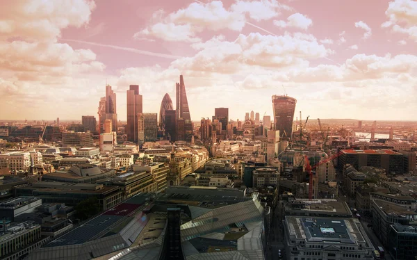 Uitzicht van de City van Londen vanaf 32 vloer. Londen — Stockfoto