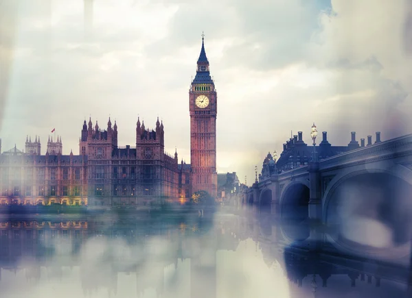 Big Ben en Houses of Parliament, vanille vintage effect afbeelding. Londen — Stockfoto