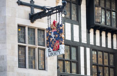 London, İngiltere - 22 Temmuz 2014: özgürlük evi 1875, lüks mağaza ve ofis Bina Londra merkezi