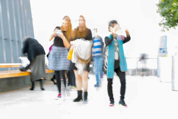 People blur. People walking in the sky garden gallery — Stock Photo, Image