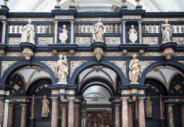 London, İngiltere - Ağustos 24, 2014: victoria ve albert Müzesi. v & bir müze olan dünyanın en büyük Müzesi Dekoratif Sanatlar ve tasarım.