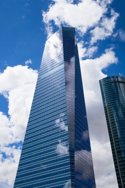 Madrid, İspanya - 28 Nisan 2014: madrid city İş Merkezi, modern gökdelenler