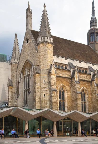 LONDON, UK - JUNE 30, 2014: Guildhall Yard buildings, originated 1440 — Stock Photo, Image