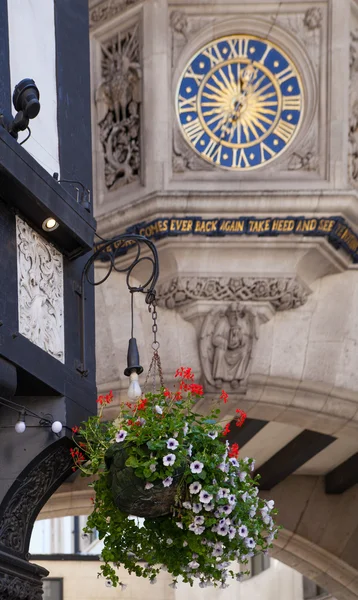 London, Wielka Brytania - 22 lipca 2014: Dom wolności 1875, luksusowy sklep i biurowiec w centrum Londynu — Zdjęcie stockowe