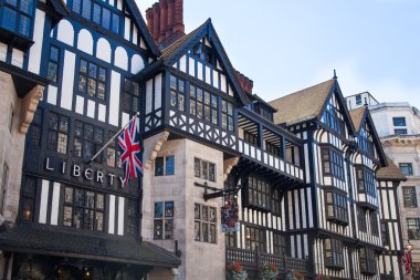 London, İngiltere - 22 Temmuz 2014: özgürlük evi 1875, lüks mağaza ve ofis Bina Londra merkezi