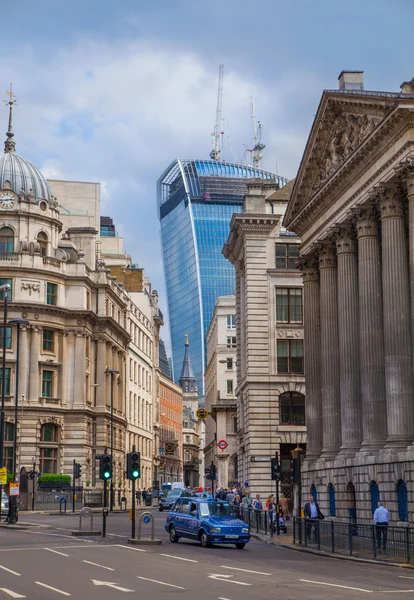 लंडन, यूके 22 ऑगस्ट, 2014: बँक ऑफ इंग्लंड रस्ता — स्टॉक फोटो, इमेज