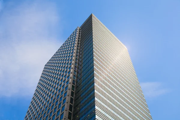 Modern glass architecture of Canary Wharf bunnies district — Stock Photo, Image