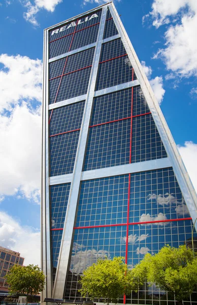 Madrider Stadt, Geschäftszentrum, moderne Wolkenkratzer — Stockfoto