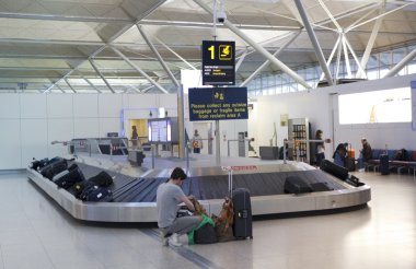 Stansted havaalanı, Bagaj bekleyen ARIA
