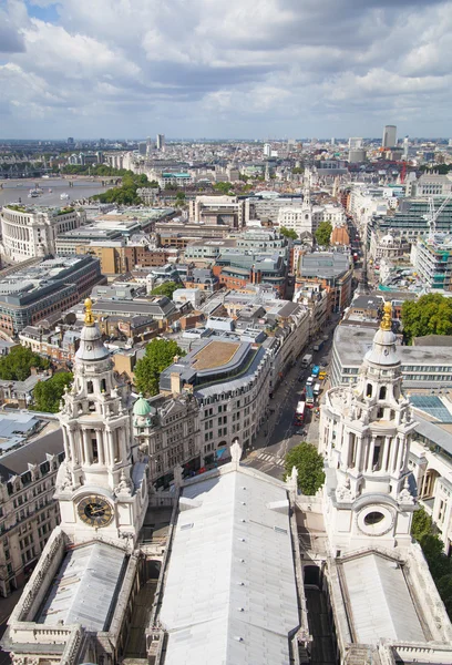 Blick von der Kathedrale St. Paul in London. — Stockfoto