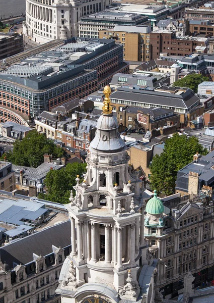 Londen uitzicht vanaf de kathedraal St. Paul. — Stockfoto