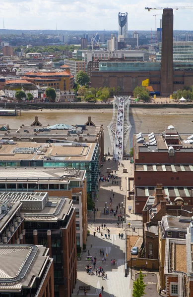 LONDRES, Royaume-Uni - 9 AOÛT 2014. Vue panoramique de Londres depuis la cathédrale Saint-Paul . — Photo