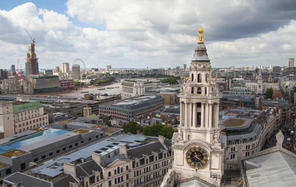 LONDRES, Reino Unido - 9 de agosto de 2014. Vista panorâmica de Londres da catedral de São Paulo . — Fotografia de Stock