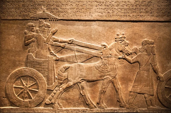 Relieve de caza del Palacio de Assurbanipal en Nínive, Asiria — Foto de Stock