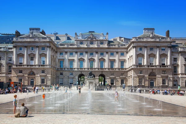 LONDON, UK - 22 JULY, 2014: Royal Art collage in London — Stock Photo, Image