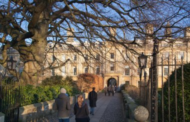 Cambridge, İngiltere - 18 Ocak 2015: Clare üniversite iç avlu görünümü