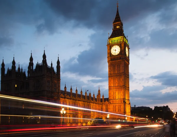 London solnedgång. Big Ben och Westminsterpalatset — Stockfoto