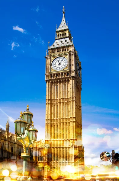 Лондонский закат. Биг Бен и дома парламента — стоковое фото