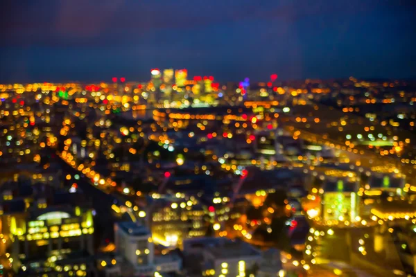 London, Night lights clur. Staden bakgrund — Stockfoto