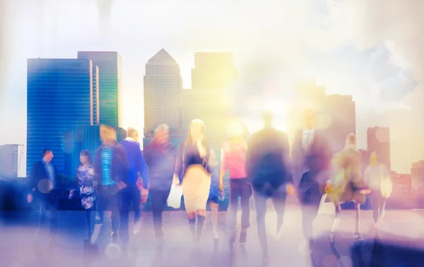 Vandrande folk oskärpa bakgrund, London — Stockfoto