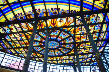 Katar, Doha - 6 Eylül 2025: Doha, Kültür Köyü 'ndeki bakkal dükkanı