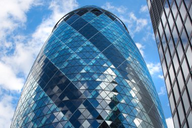 Kornişon cam doku bina. Modern İngilizce mimarisi, Londra