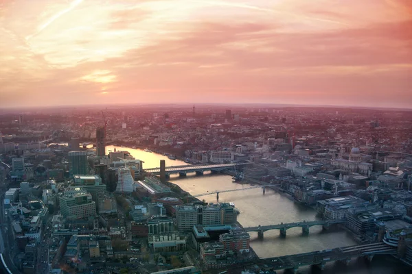 Vista sulla città di Londra al tramonto — Foto Stock