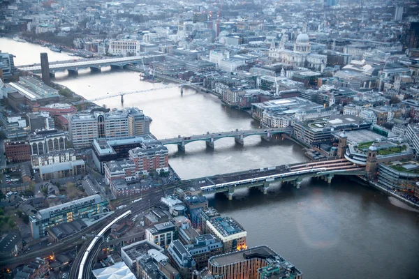 Ciudad de Londres vista al atardecer —  Fotos de Stock