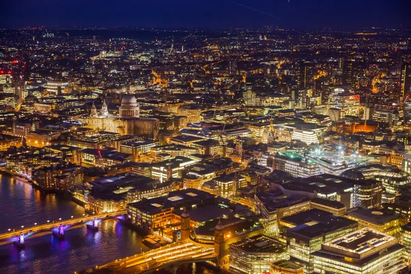 Вид делового и финансового Лондона на закат — стоковое фото