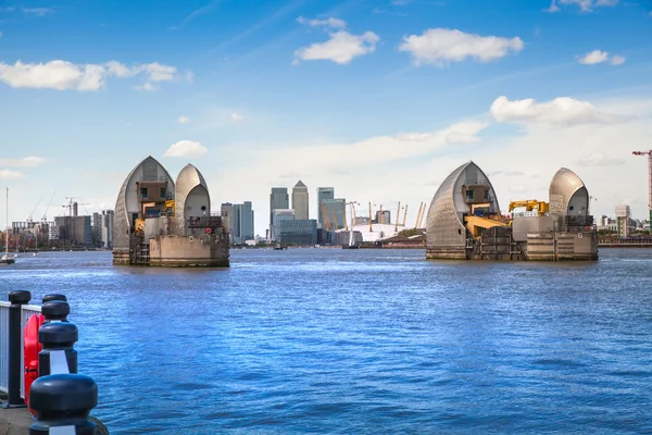 LONDON, UK - APRIL 4, 2015: London barrier on the River Thames view — Stock Photo, Image