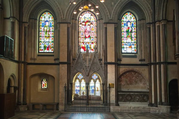 Interior da Catedral de Rochester é a segunda mais antiga da Inglaterra, tendo sido fundada em 604AD . — Fotografia de Stock