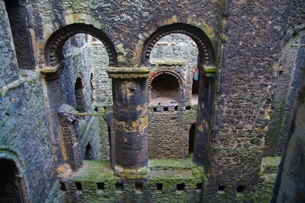 Rochester Castle 12th-century. Inside view of castle's ruined palace walls and fortifications — Stock Photo, Image