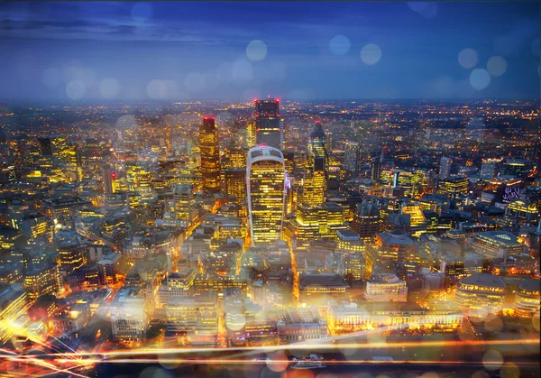 Stadt London mit Lichtreflektion — Stockfoto