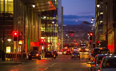Londra, İngiltere - 18 Mayıs 2015: Canary Wharf iş ve bankacılık bölgesine