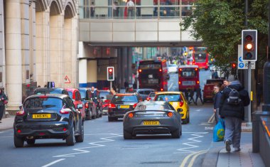 Londra, İngiltere - 18 Mayıs 2015: Canary Wharf iş ve bankacılık bölgesine