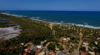 Mata de Sao Joao, Bahia / Brezilya - 2 Kasım 2020: Mata de Sao Joao belediyesinin Santo Antonio ilçesinin havadan görünüşü