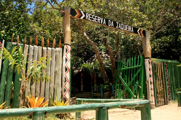 2009年2月16日 ポルト セグロ 英語版 のジェキーラ 英語版 の先住民村への入り口 — ストック写真