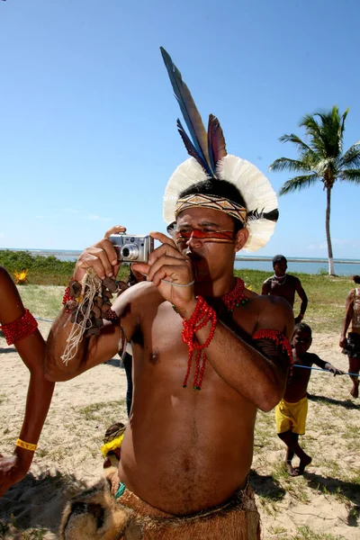 Santa Cruz Cabralia Bahia Brazil Απριλίου 2009 Ινδιάνοι Πατάξο Εμφανίζονται — Φωτογραφία Αρχείου