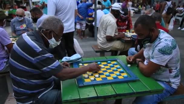Salvador Bahia Brazil December 2020 People Playing Checkers Public Square — Stock Video