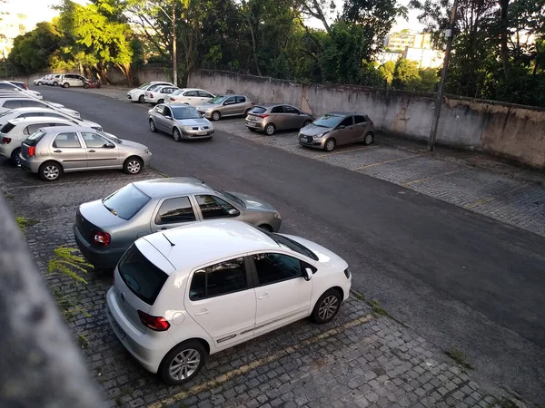 Salvador Bahia Brasil Dezembro 2020 São Vistos Veículos Pátio Estacionamento — Fotografia de Stock