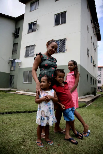 Mata Sao Joao Bahia Brasil Octubre 2020 Una Madre Sus —  Fotos de Stock