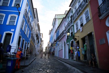 Salvador, Bahia, Brezilya - 16 Aralık 2020: Salvador Tarih Merkezi 'nde Largo do Pelourinho' dan görüntü. * * * Yerel altyazı * *