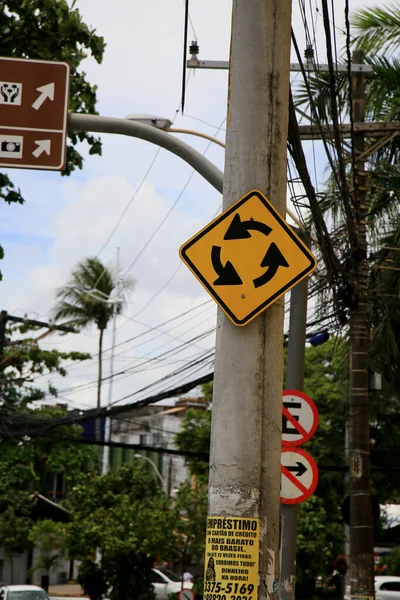 Salvador Bahia Brasil Dezembro 2020 Sinal Trânsito Indicativo Rotatória Visto — Fotografia de Stock