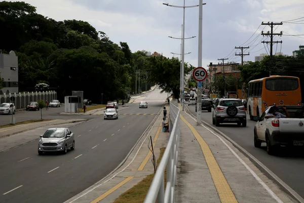 Salvador Bahia Brasil Dezembro 2020 Circulação Veículos Bairro Cabula Cidade — Fotografia de Stock