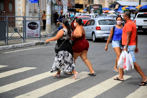 Salvador Bahia Brazil December 2020 People Seen Crossing Pedestrian Crossings — Stock Photo, Image