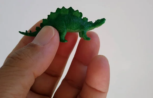 Salvador Bahia Brasile Dicembre 2020 Mano Che Tiene Miniatura Dinosauro — Foto Stock