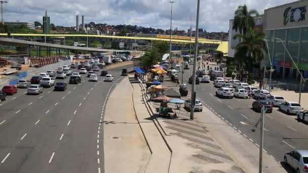 2020年12月30日ブラジル バイーア州サルバドル サルバドル市のAcm通りを車両が通過 — ストック動画
