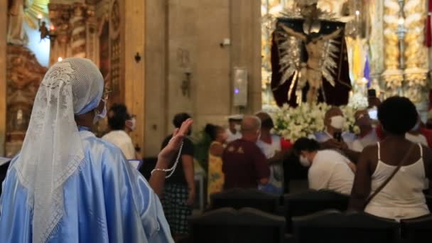 Salvador Bahia Brazil Január 2021 Katolikusok Kabalát Viselnek Társadalmi Távolságot — Stock videók