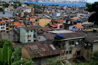 Salvador, Bahia, Brezilya - 17 Ocak 2021: Salvador 'un Baixa bölgesindeki Boa Viagem mahallesindeki viata evleri.