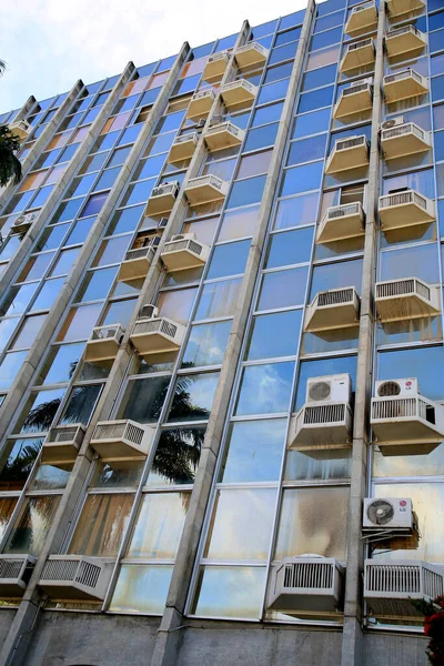 Salvador Bahia Brasil Enero 2021 Ven Aires Acondicionados Fachada Edificio — Foto de Stock